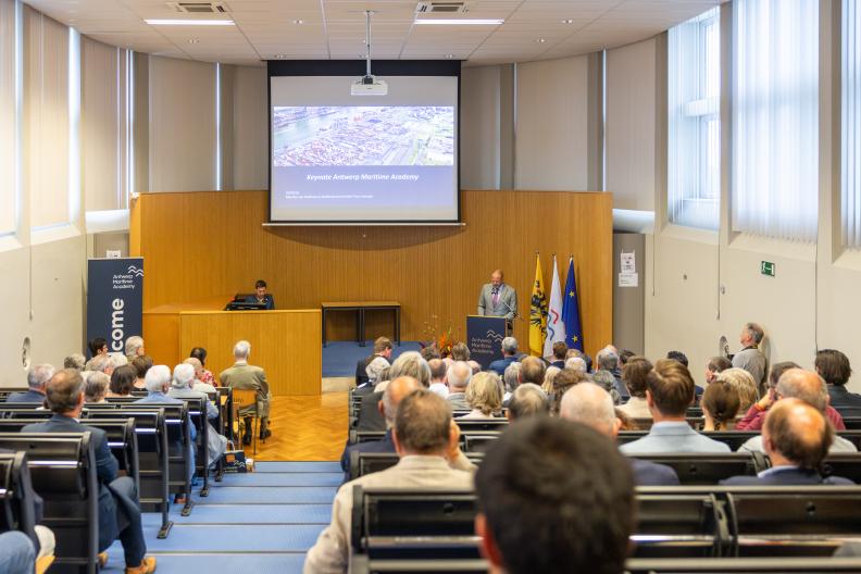 Keynote Minister Theo Francken